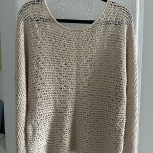 Women’s knit cream sweater